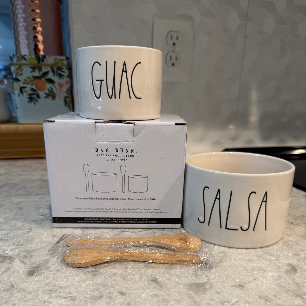 Rae Dunn NWT Guac and Salsa set